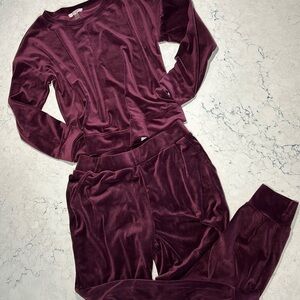 Women’s Cable & Gauge matching set size medium